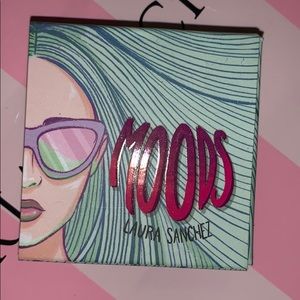 New Laura Sanchez eyeshadow